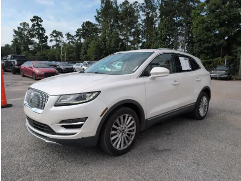 More photos of 2019 Lincoln MKC Standard at Automaxx of the Carolinas, SC