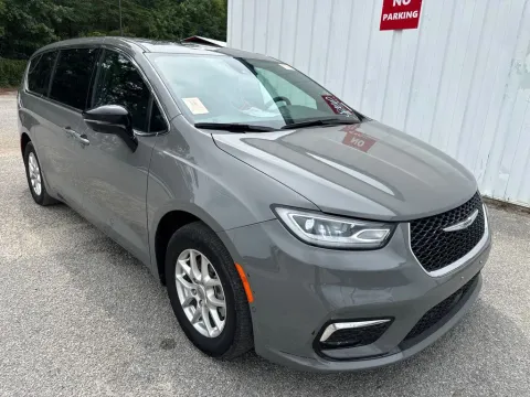 Gray 2025 Chrysler Pacifica Select for sale in Summerville, SC