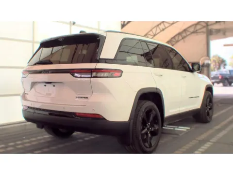 More photos of 2023 Jeep Grand Cherokee Limited at Automaxx of the Carolinas, SC