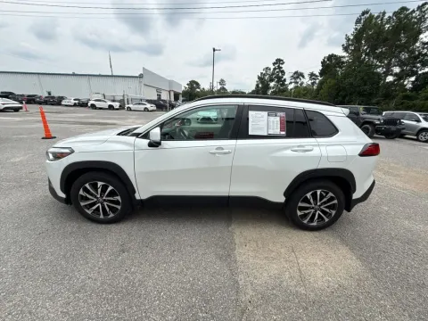 More photos of 2024 Toyota Corolla Cross XLE at Automaxx of the Carolinas, SC