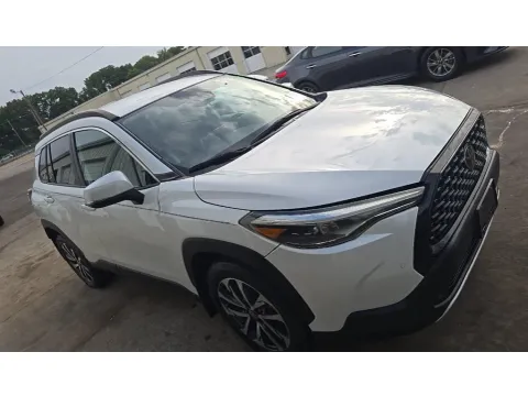 More photos of 2024 Toyota Corolla Cross XLE at Automaxx of the Carolinas, SC
