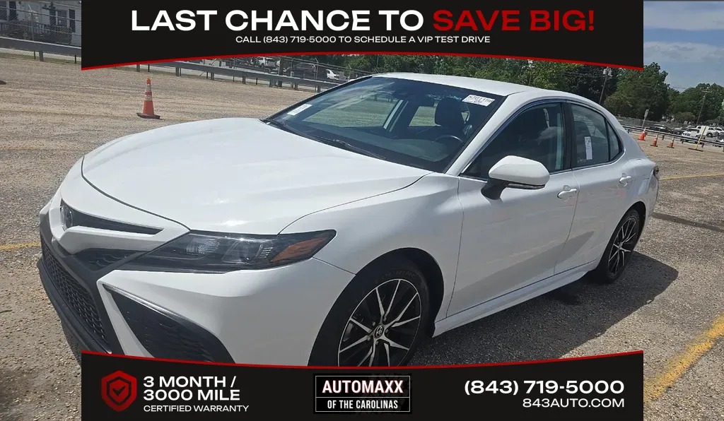 White 2024 Toyota Camry SE for sale in Summerville, SC