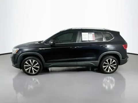 More photos of 2022 Volkswagen Taos 1.5T SE at Automaxx of the Carolinas, SC