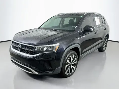 Another view of 2022 Volkswagen Taos 1.5T SE for sale in Summerville, SC at Automaxx of the Carolinas