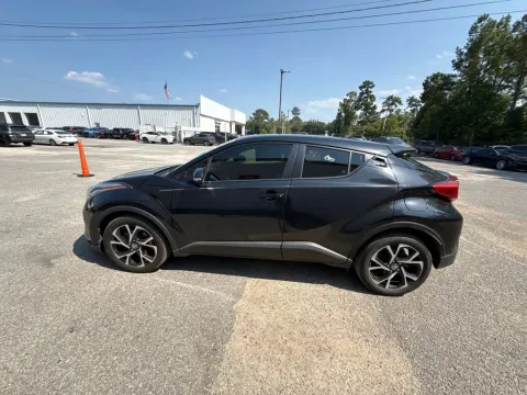 More photos of 2020 Toyota C-HR XLE at Automaxx of the Carolinas, SC