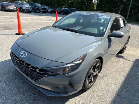 Gray 2022 Hyundai Elantra SEL for sale in Summerville, SC