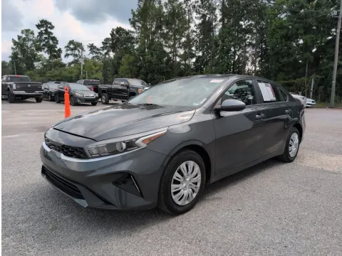 More photos of 2023 Kia Forte LX at Automaxx of the Carolinas, SC