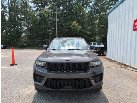 Another view of 2023 Jeep Grand Cherokee Altitude X for sale in Summerville, SC at Automaxx of the Carolinas