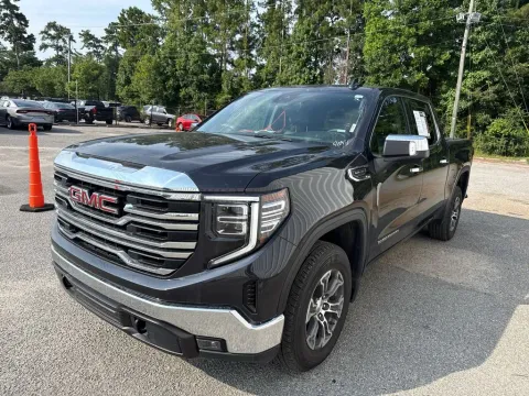 More photos of 2025 GMC Sierra 1500 SLT at Automaxx of the Carolinas, SC