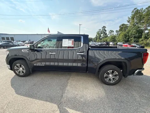 More photos of 2025 GMC Sierra 1500 SLT at Automaxx of the Carolinas, SC