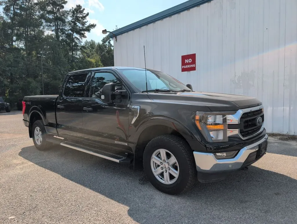 Black 2023 Ford F-150 XLT for sale in Summerville, SC