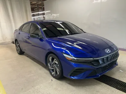 More photos of 2025 Hyundai Elantra SEL Sport at Automaxx of the Carolinas, SC