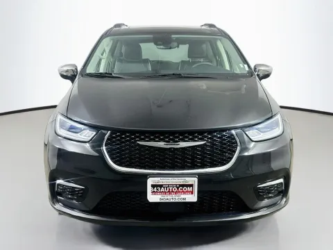 Photos of 2023 Chrysler Pacifica Limited for sale in Summerville, SC at Automaxx of the Carolinas