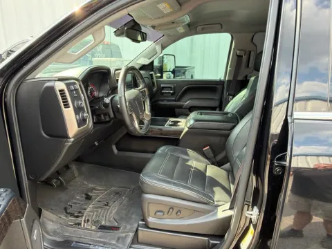 More photos of 2016 GMC Sierra 2500HD Denali at Automaxx of the Carolinas, SC