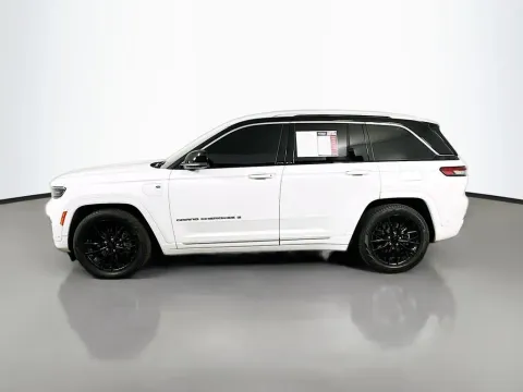 More photos of 2022 Jeep Grand Cherokee Summit 4xe at Automaxx of the Carolinas, SC