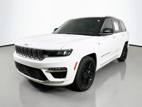 Another view of 2022 Jeep Grand Cherokee Summit 4xe for sale in Summerville, SC at Automaxx of the Carolinas