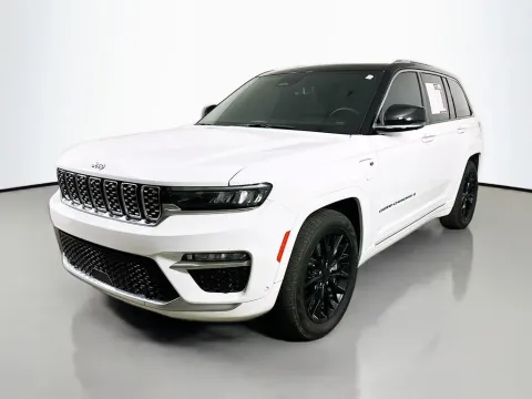 Another view of 2022 Jeep Grand Cherokee Summit 4xe for sale in Summerville, SC at Automaxx of the Carolinas