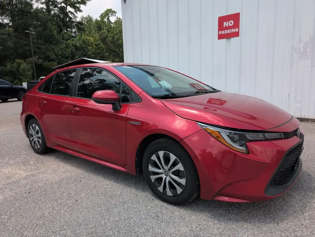 Red 2021 Toyota Corolla Hybrid LE for sale in Summerville, SC