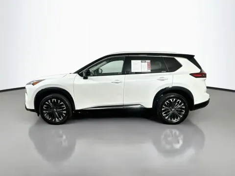 More photos of 2025 Nissan Rogue Platinum at Automaxx of the Carolinas, SC