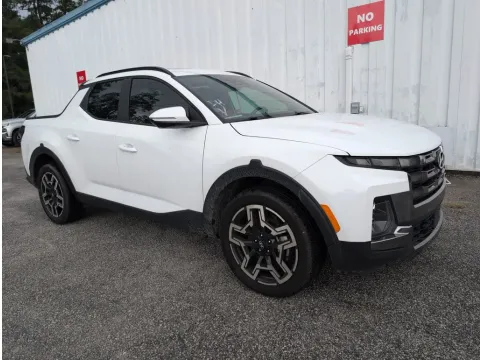 White 2025 Hyundai Santa Cruz Limited for sale in Summerville, SC