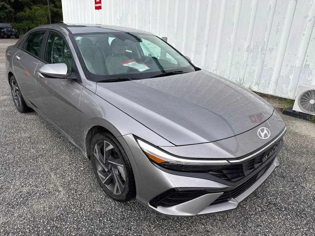 Gray 2025 Hyundai Elantra Limited for sale in Summerville, SC