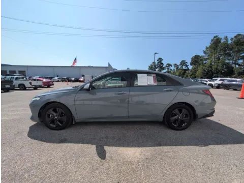 Another view of 2022 Hyundai Elantra SEL for sale in Summerville, SC at Automaxx of the Carolinas