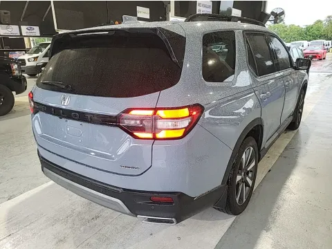 More photos of 2024 Honda Pilot Touring at Automaxx of the Carolinas, SC