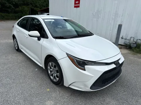 White 2021 Toyota Corolla LE for sale in Summerville, SC