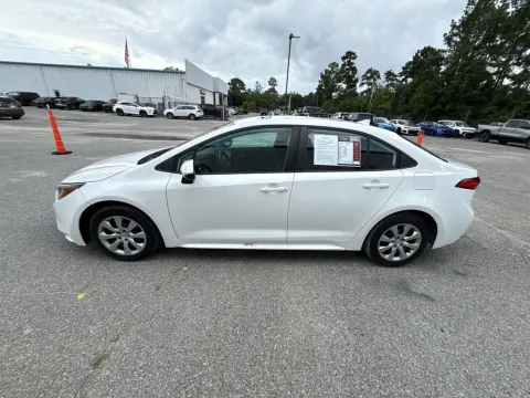 More photos of 2021 Toyota Corolla LE at Automaxx of the Carolinas, SC