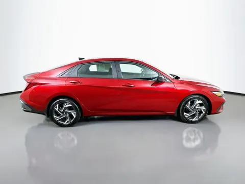 More photos of 2025 Hyundai Elantra SEL Sport at Automaxx of the Carolinas, SC