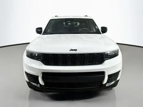 Photos of 2023 Jeep Grand Cherokee L Altitude for sale in Summerville, SC at Automaxx of the Carolinas