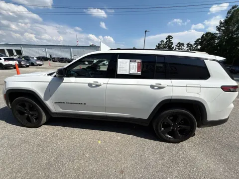 More photos of 2023 Jeep Grand Cherokee L Altitude at Automaxx of the Carolinas, SC