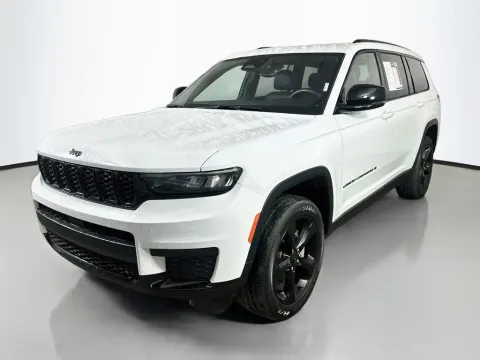 Another view of 2023 Jeep Grand Cherokee L Altitude for sale in Summerville, SC at Automaxx of the Carolinas