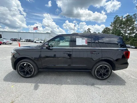 More photos of 2023 Ford Expedition Limited at Automaxx of the Carolinas, SC