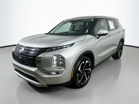 Another view of 2024 Mitsubishi Outlander SE for sale in Summerville, SC at Automaxx of the Carolinas