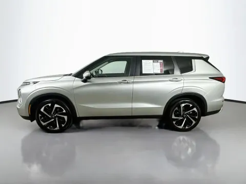 More photos of 2024 Mitsubishi Outlander SE at Automaxx of the Carolinas, SC