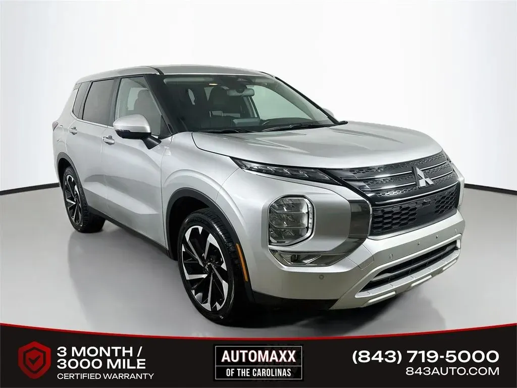 Silver 2024 Mitsubishi Outlander SE for sale in Summerville, SC