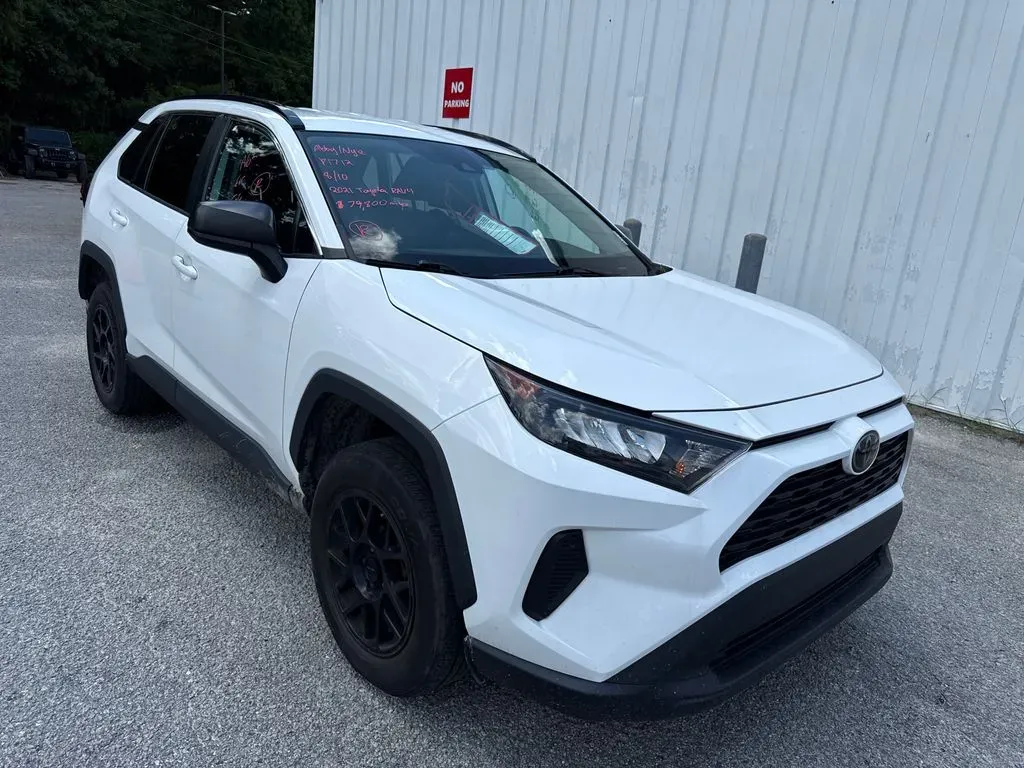 White 2021 Toyota RAV4 LE for sale in Summerville, SC