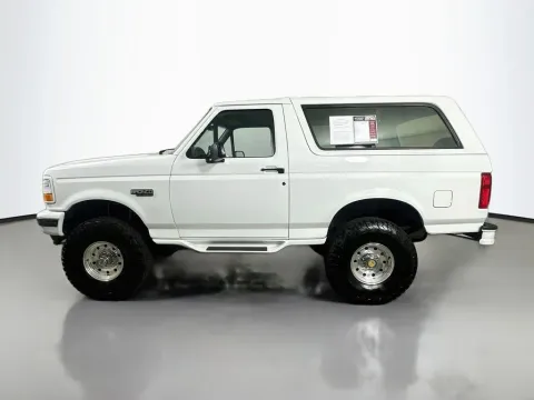 More photos of 1994 Ford Bronco Eddie Bauer at Automaxx of the Carolinas, SC
