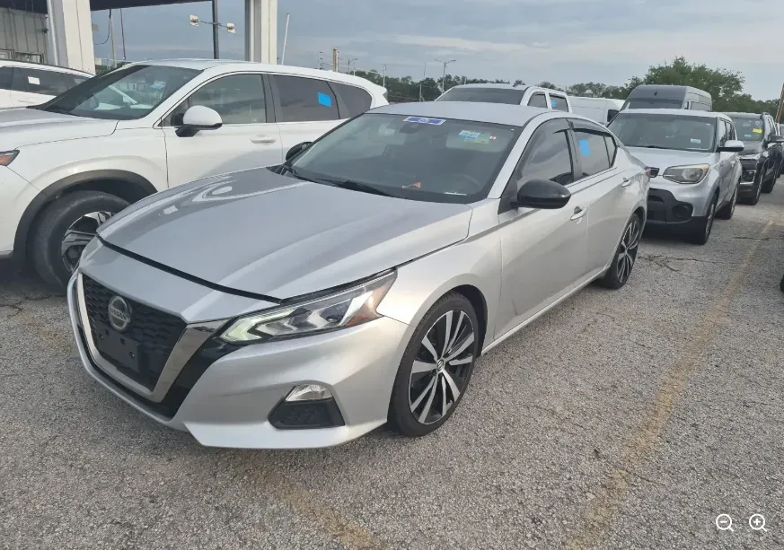 Silver 2022 Nissan Altima 2.5 SR for sale in Summerville, SC