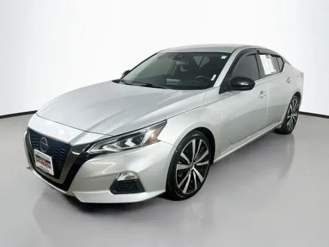 Another view of 2022 Nissan Altima 2.5 SR for sale in Summerville, SC at Automaxx of the Carolinas