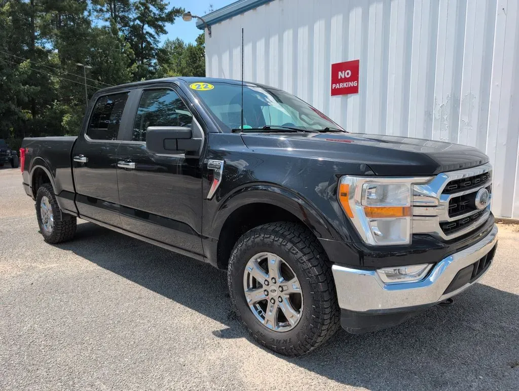 Black 2022 Ford F-150 XLT for sale in Summerville, SC