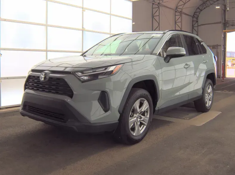 Gray 2022 Toyota RAV4 XLE for sale in Summerville, SC