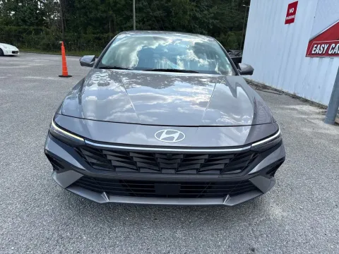Another view of 2024 Hyundai Elantra Limited for sale in Summerville, SC at Automaxx of the Carolinas