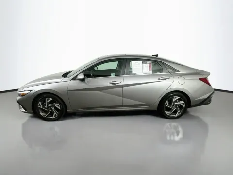 More photos of 2024 Hyundai Elantra Limited at Automaxx of the Carolinas, SC