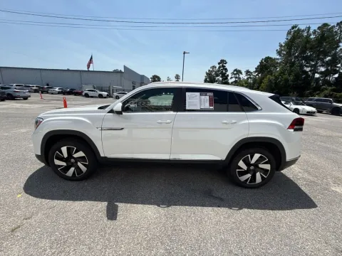 More photos of 2025 Volkswagen Atlas Cross Sport 2.0T SEL at Automaxx of the Carolinas, SC
