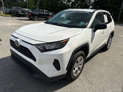 More photos of 2019 Toyota RAV4 LE at Automaxx of the Carolinas, SC