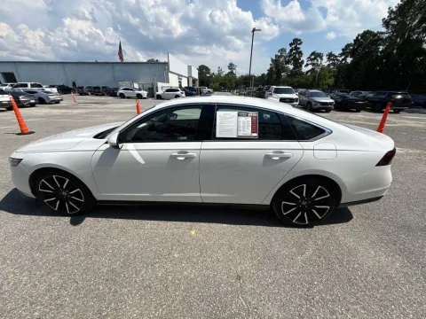 More photos of 2023 Honda Accord Hybrid Touring at Automaxx of the Carolinas, SC