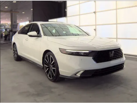 More photos of 2023 Honda Accord Hybrid Touring at Automaxx of the Carolinas, SC