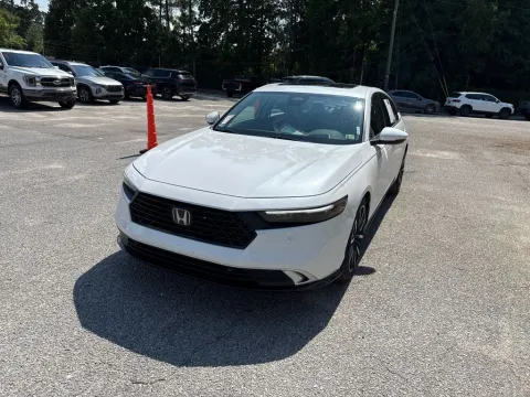 More photos of 2023 Honda Accord Hybrid Touring at Automaxx of the Carolinas, SC